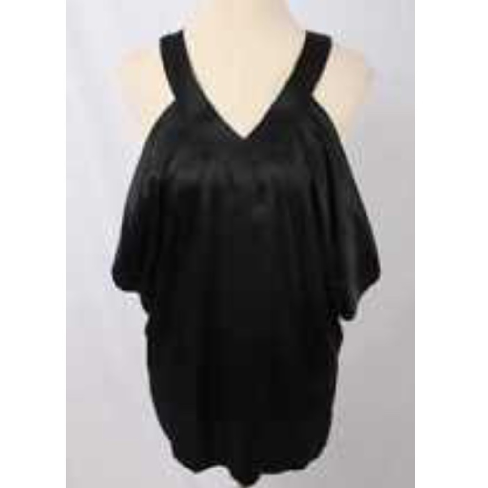 ✨LaROK✨ 100% Silk Draped V Neck Blouse